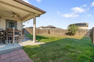 12202 Walter Vaughn Dr, Manor, TX 78653 - Photo 26