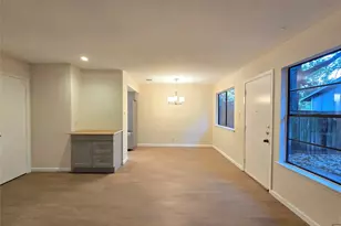 1305 Dobie Dr, Austin, TX 78753 - Photo 4