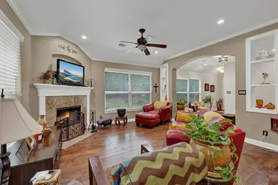 107 Nanakuli, Bastrop, TX 78602 - Photo 8