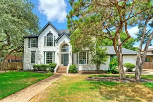 3002 Barton Point Cir, Austin, TX 78733 - Photo 34