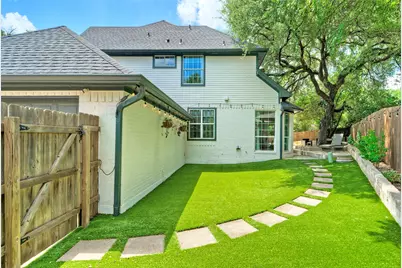 3002 Barton Point Circle, Austin, TX 78733 - Photo 32