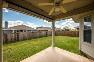 19145 Leigh Ln, Pflugerville, TX 78660 - Photo 32