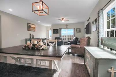 617 W Sheldon Avenue, Thrall, TX 76578 - Photo 8