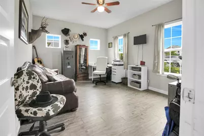 617 W Sheldon Avenue, Thrall, TX 76578 - Photo 14