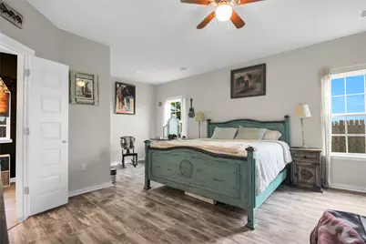 617 W Sheldon Avenue, Thrall, TX 76578 - Photo 20
