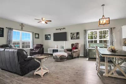 617 W Sheldon Avenue, Thrall, TX 76578 - Photo 12