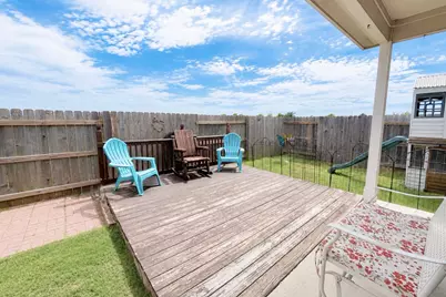 617 W Sheldon Avenue, Thrall, TX 76578 - Photo 24