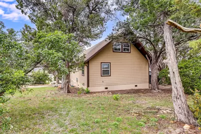 18418 Lakeland Drive, Lago Vista, TX 78645 - Photo 30