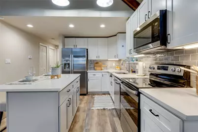 18418 Lakeland Drive, Lago Vista, TX 78645 - Photo 10