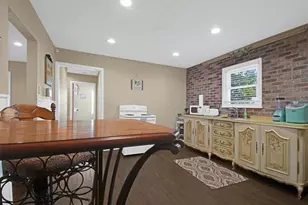 1236 S Academy Ave S, New Braunfels, TX 78130 - Photo 8