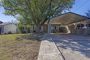 1236 S Academy Ave S, New Braunfels, TX 78130 - Photo 2