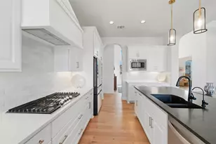 309 Flint Ridge Trail, Georgetown, TX 78628 - Photo 14