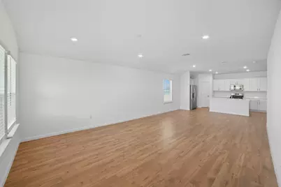 445 Mustang Lake Circle, Buda, TX 78610 - Photo 8