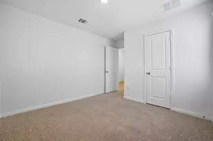 445 Mustang Lk Cir, Buda, TX 78610 - Photo 18