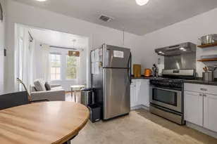 305 Lockhart Dr, Austin, TX 78704 - Photo 14