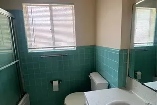 208 E 31st St, Austin, TX 78705 - Photo 10