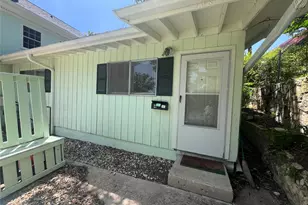 208 E 31st St, Austin, TX 78705 - Photo 2