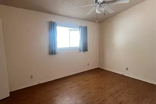 208 E 31st St, Austin, TX 78705 - Photo 14