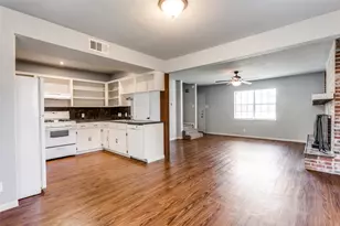2212 Lanier Dr, Austin, TX 78757 - Photo 10