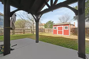 141 Wild Buffalo Dr, Kyle, TX 78640 - Photo 4