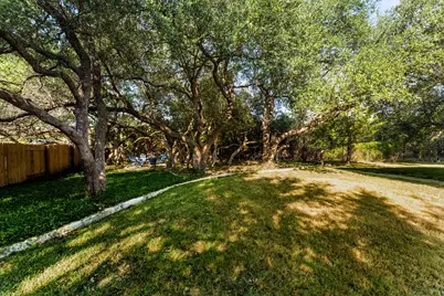 140 Lake Rim Circle, Georgetown, TX 78633 - Photo 36