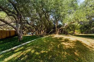 140 Lake Rim Cir, Georgetown, TX 78633 - Photo 36