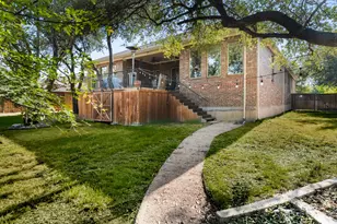 140 Lake Rim Cir, Georgetown, TX 78633 - Photo 32