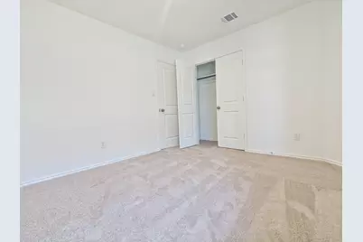 158 Gresham, Kyle, TX 78640 - Photo 12
