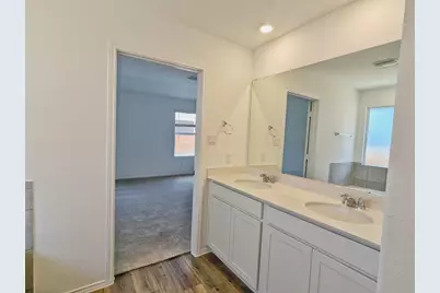 158 Gresham, Kyle, TX 78640 - Photo 18