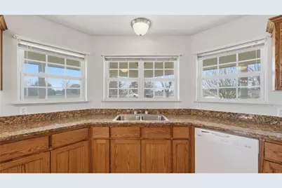 369 Young School House Road, Smithville, TX 78957 - Photo 6