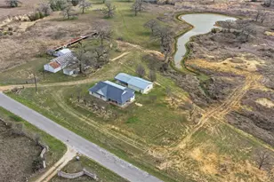 369 Young School House Rd, Smithville, TX 78957 - Photo 16