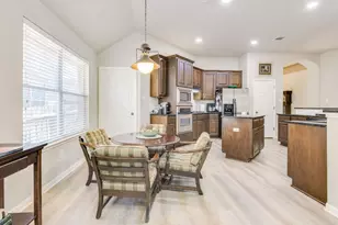 12537 Central Park Dr, Austin, TX 78732 - Photo 14