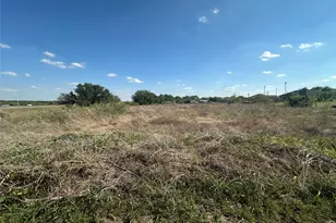 320 & 330 E Tomlinson St, Florence, TX 76527 - Photo 1