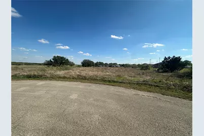 320 & 330 E Tomlinson Street, Florence, TX 76527 - Photo 4