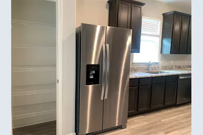 509 Congress Way, Liberty Hill, TX 78642 - Photo 12