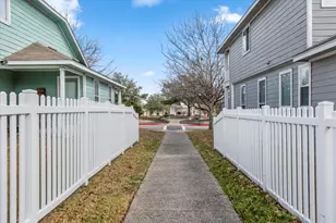 684 Hogan, Kyle, TX 78640 - Photo 30