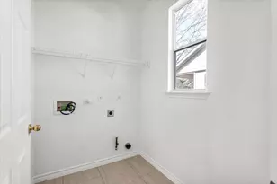 684 Hogan, Kyle, TX 78640 - Photo 10