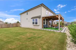 223 Balsam St, Hutto, TX 78634 - Photo 32