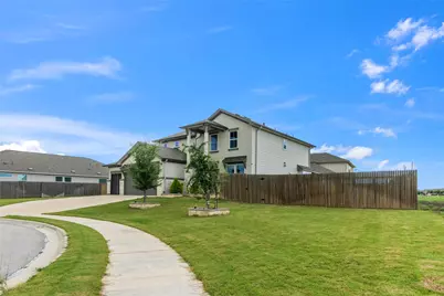 223 Balsam Street, Hutto, TX 78634 - Photo 10