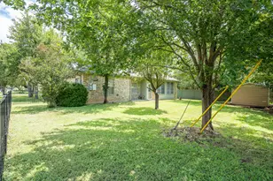 2912 Brandy Ln, Georgetown, TX 78628 - Photo 8