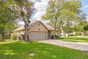 2912 Brandy Ln, Georgetown, TX 78628 - Photo 2