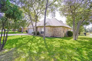 2912 Brandy Ln, Georgetown, TX 78628 - Photo 2