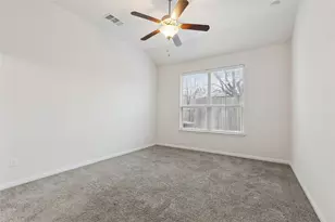 1200 S 10th St, Pflugerville, TX 78660 - Photo 4