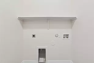 1200 S 10th St, Pflugerville, TX 78660 - Photo 2