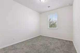 1200 S 10th St, Pflugerville, TX 78660 - Photo 10