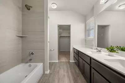 215 Lake Placid Run, Elgin, TX 78621 - Photo 20
