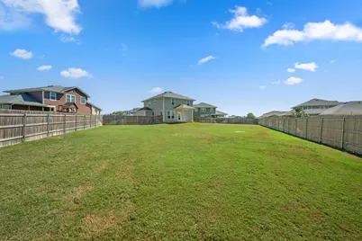 215 Lake Placid Run, Elgin, TX 78621 - Photo 28