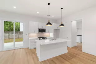 102 W Fawnridge Dr, Austin, TX 78753 - Photo 4