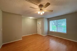 9502 Quail Village Ln, Austin, TX 78758 - Photo 4