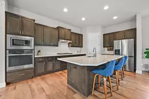 8813 Jodie Ln, Austin, TX 78748 - Photo 14